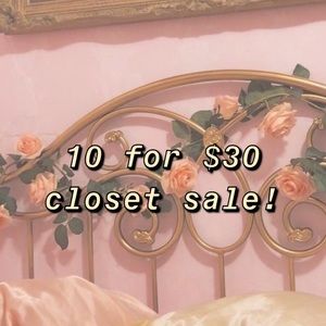 SOLD 🚫 HUGE CLOSET SALE 🚫